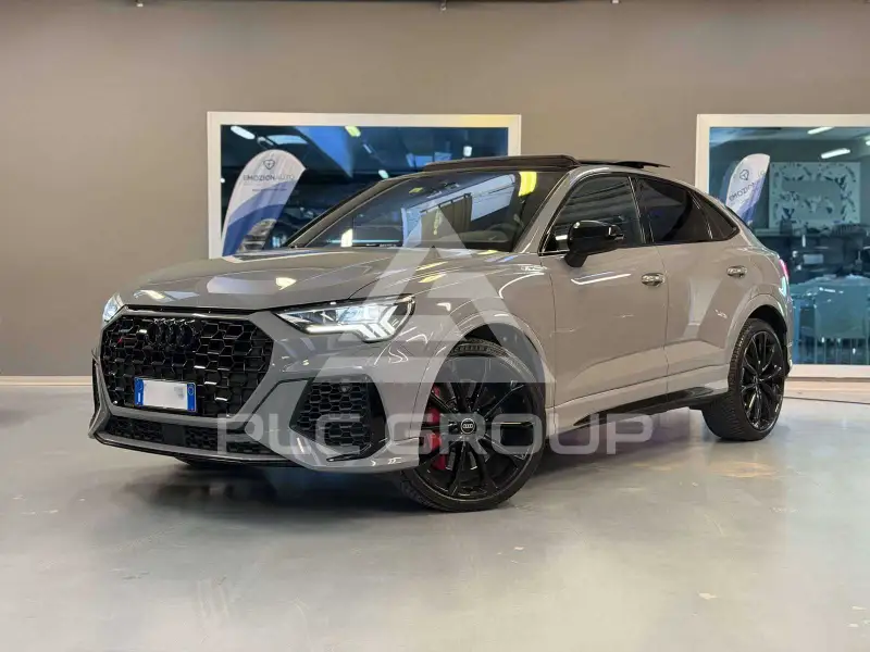 2021 Audi RSQ3
