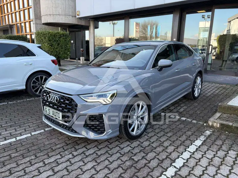 2021 Audi RSQ3