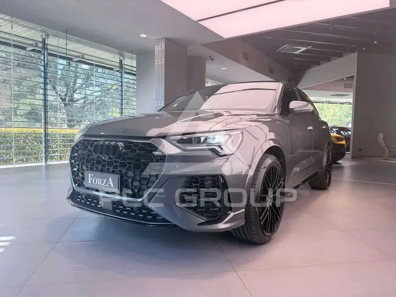 2021 Audi RSQ3