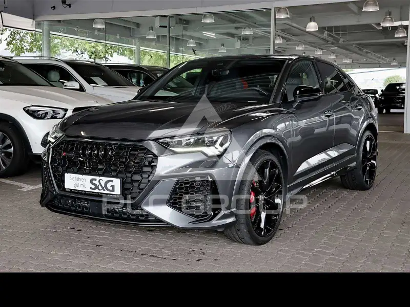 2021 Audi RSQ3