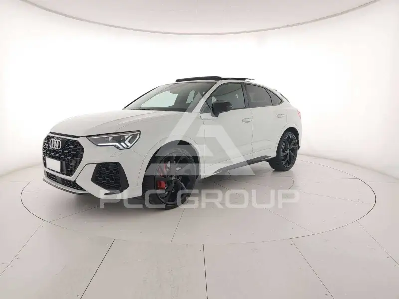 2021 Audi RSQ3