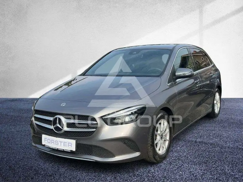 2021 Mercedes Benz B 200