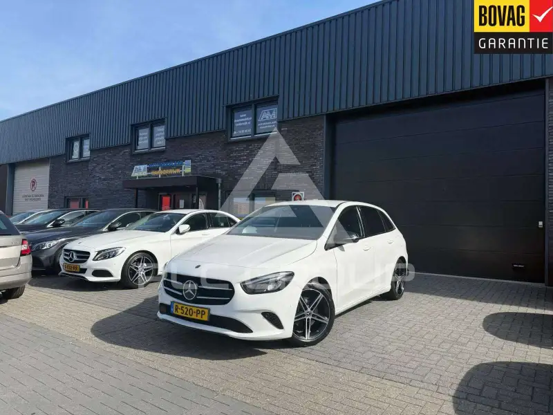 2021 Mercedes Benz B 200
