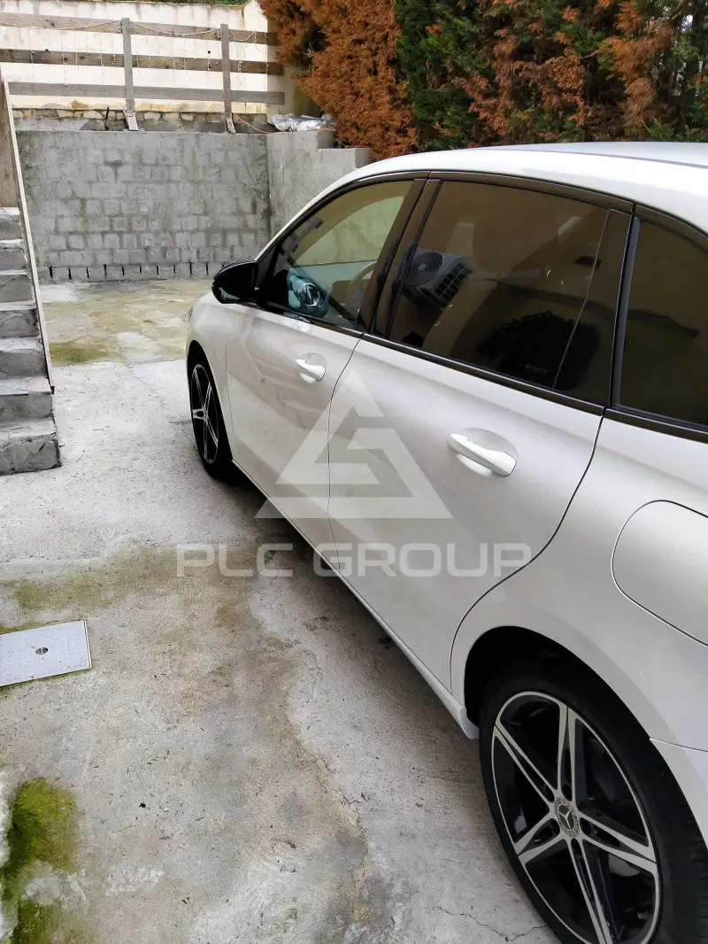 2021 Mercedes Benz B 200