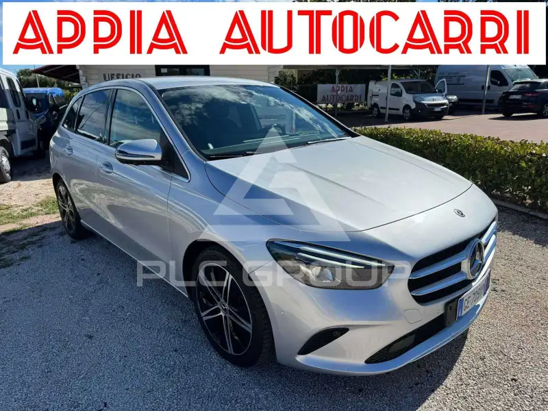2021 Mercedes Benz B 200