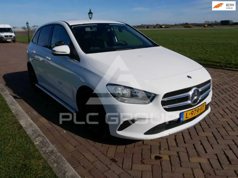 2021 Mercedes Benz B 200