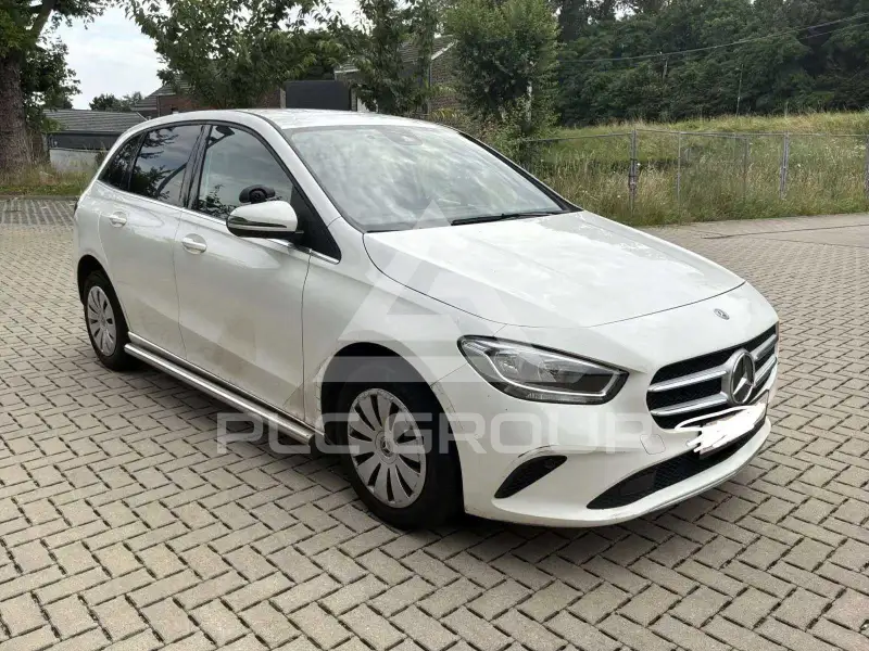 2021 Mercedes Benz B 200