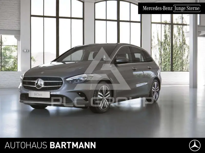 2021 Mercedes Benz B 200