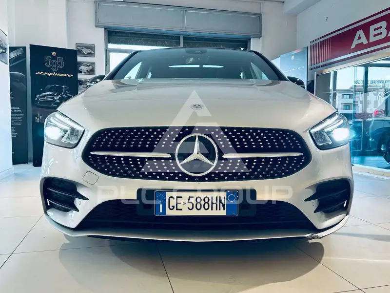 2021 Mercedes Benz B 200