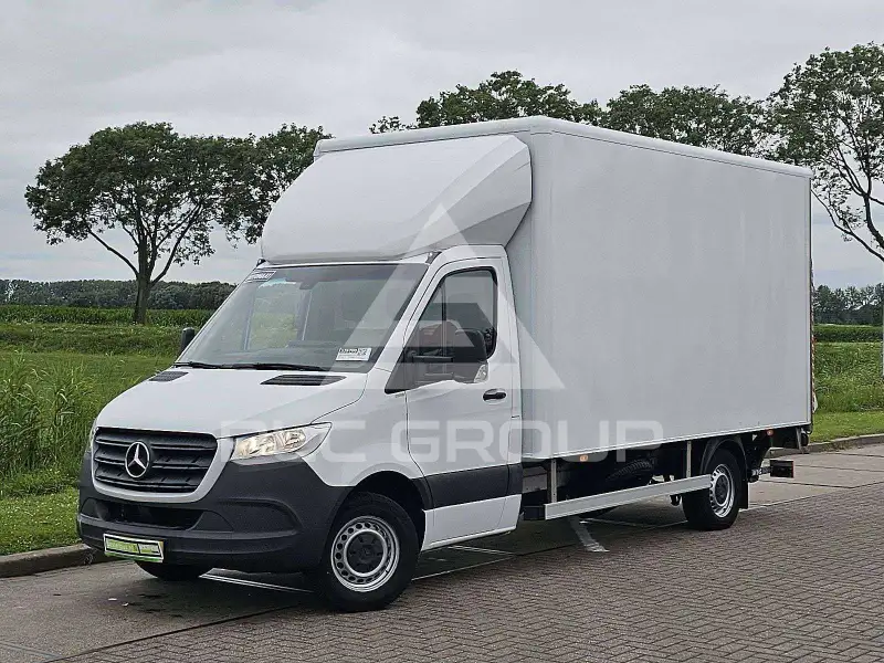 2021 Mercedes Benz Sprinter