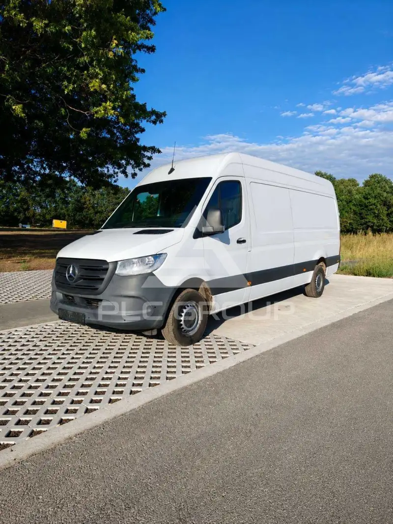 2021 Mercedes Benz Sprinter