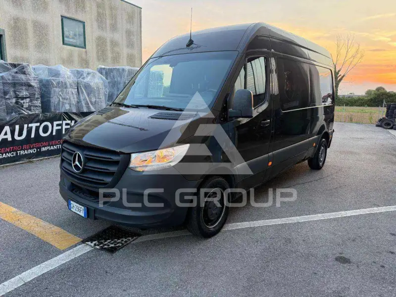 2021 Mercedes Benz Sprinter
