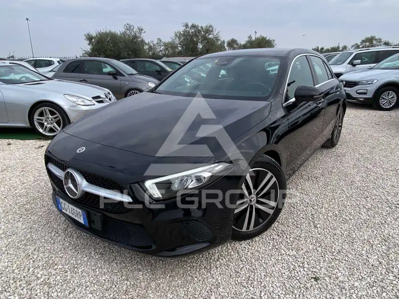 2021 Mercedes Benz A 180