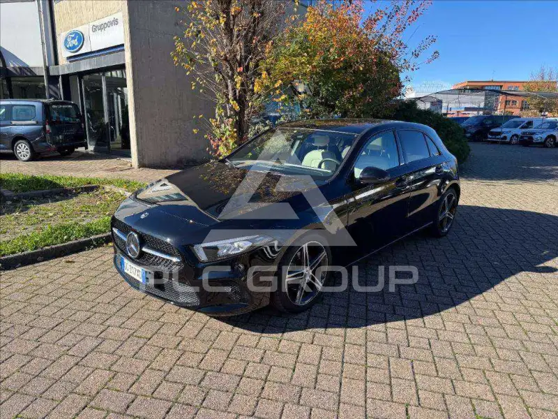 2021 Mercedes Benz A 180