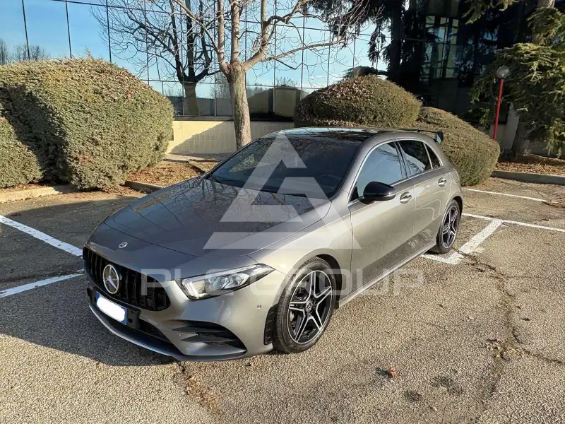 2021 Mercedes Benz A 180