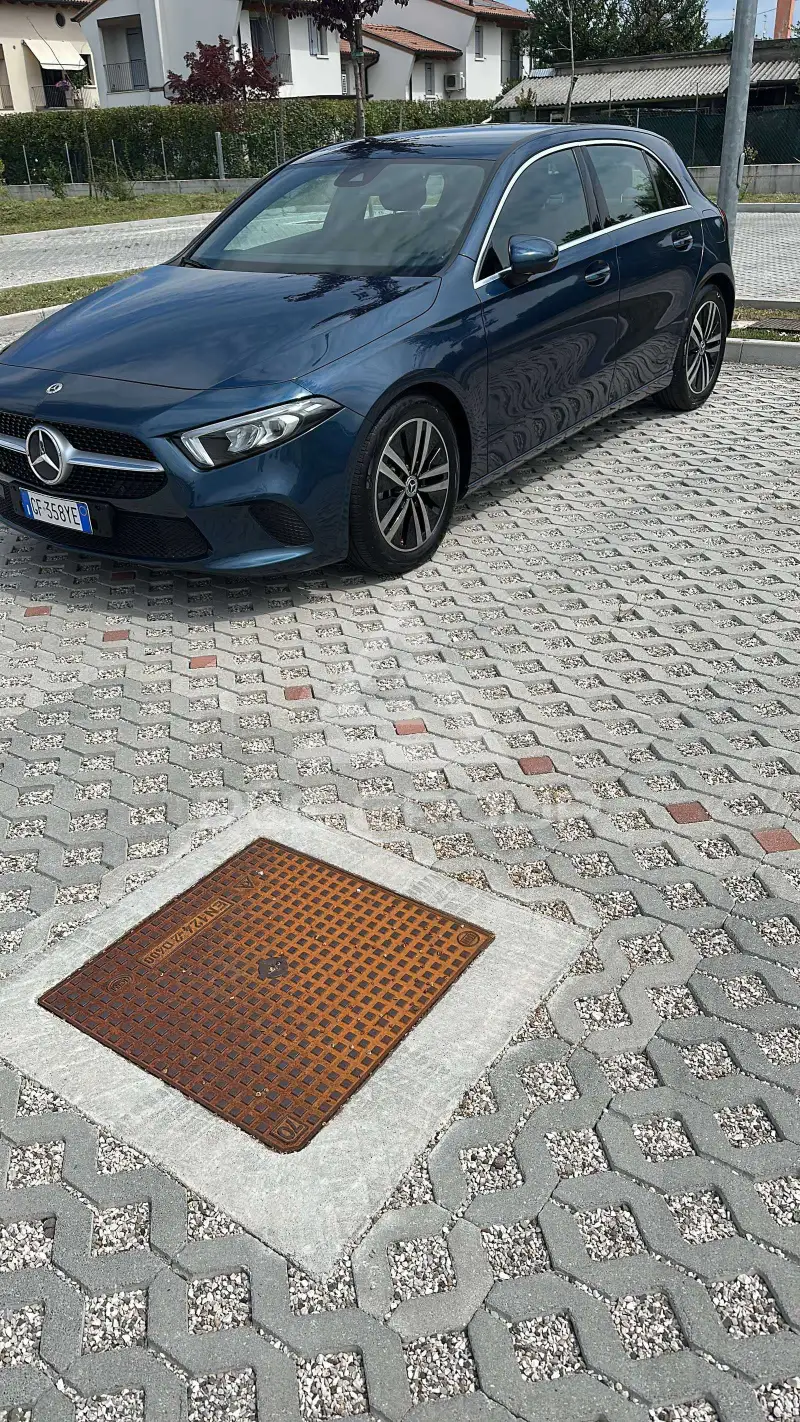2021 Mercedes Benz A 180
