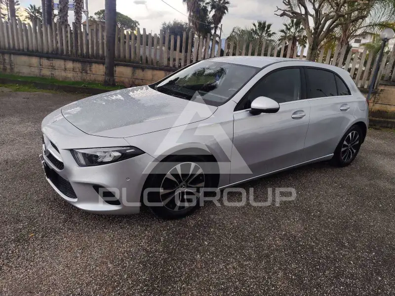 2021 Mercedes Benz A 180