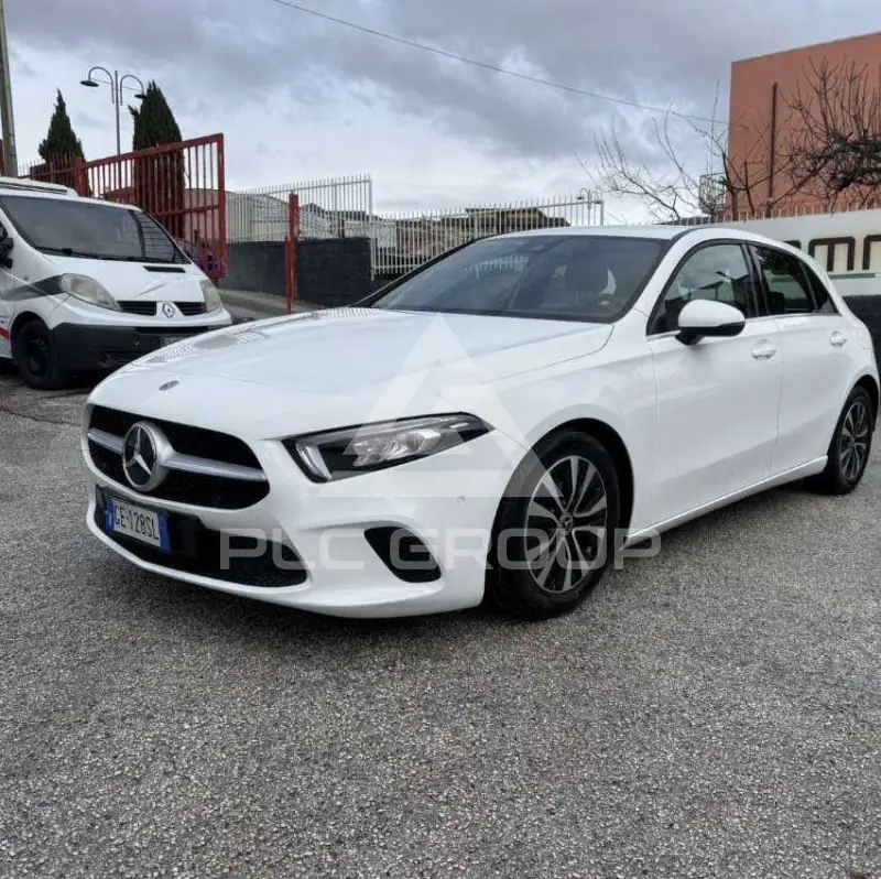 2021 Mercedes Benz A 180