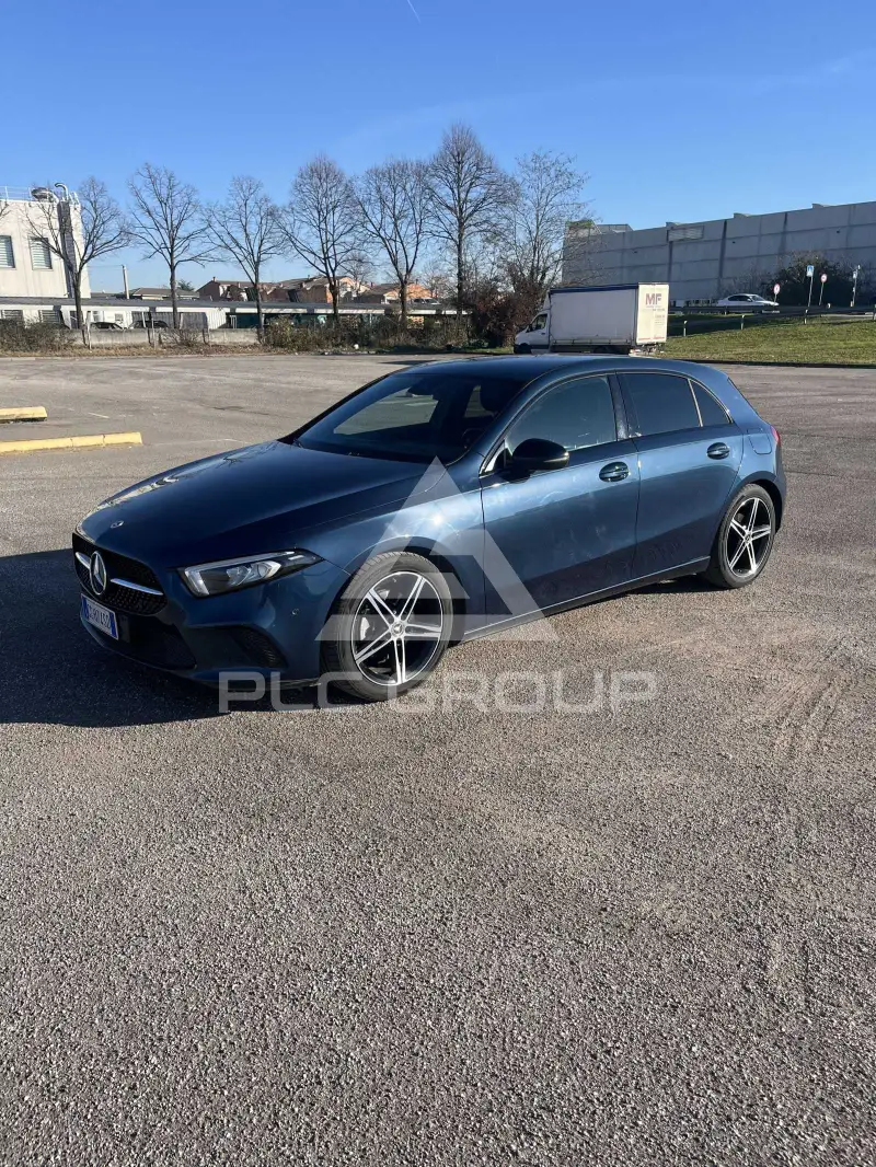 2021 Mercedes Benz A 200