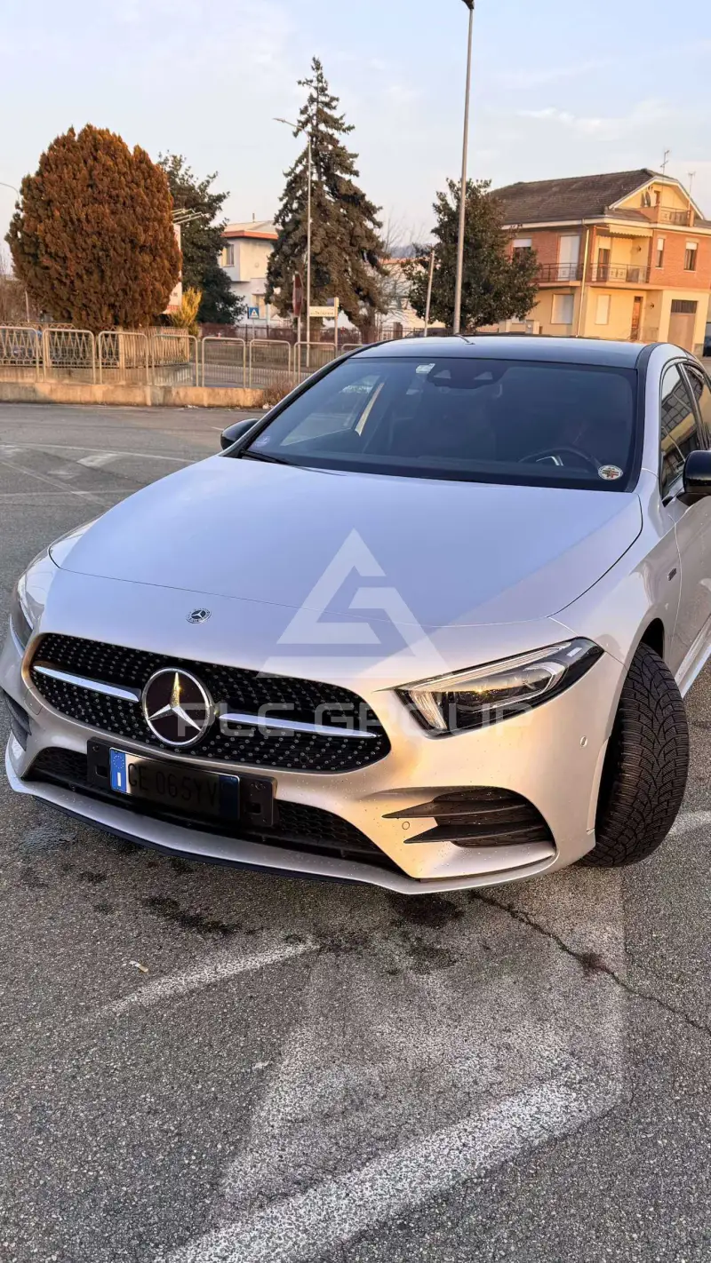 2021 Mercedes Benz A 250