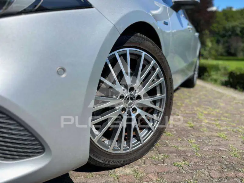 2021 Mercedes Benz A 250