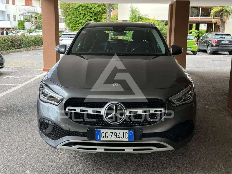 2021 Mercedes Benz A 180
