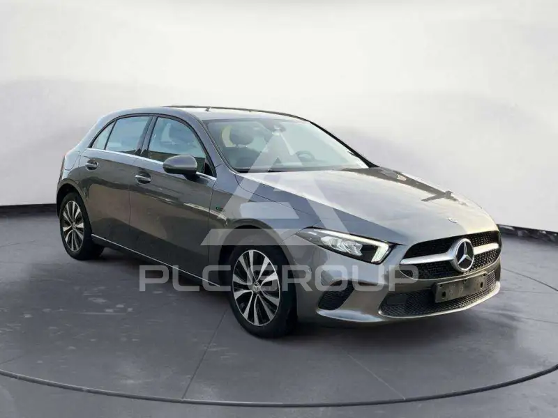2021 Mercedes Benz A 250