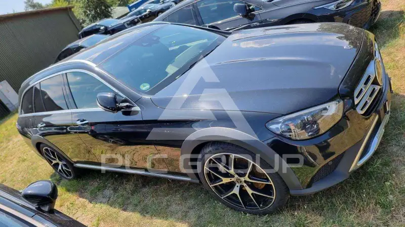 2021 Mercedes Benz E 400