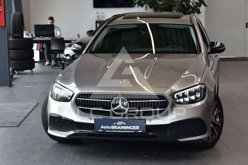 2021 Mercedes Benz E 400