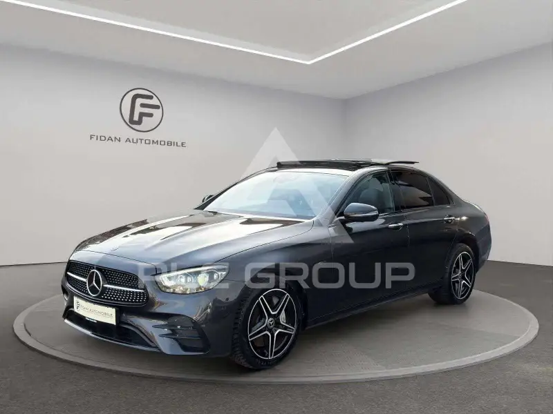 2021 Mercedes Benz E 300