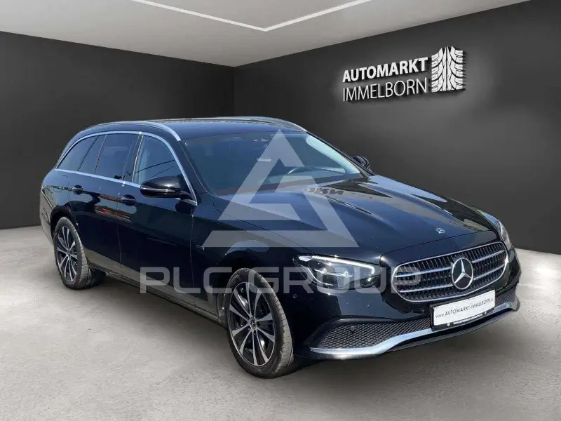 2021 Mercedes Benz E 300