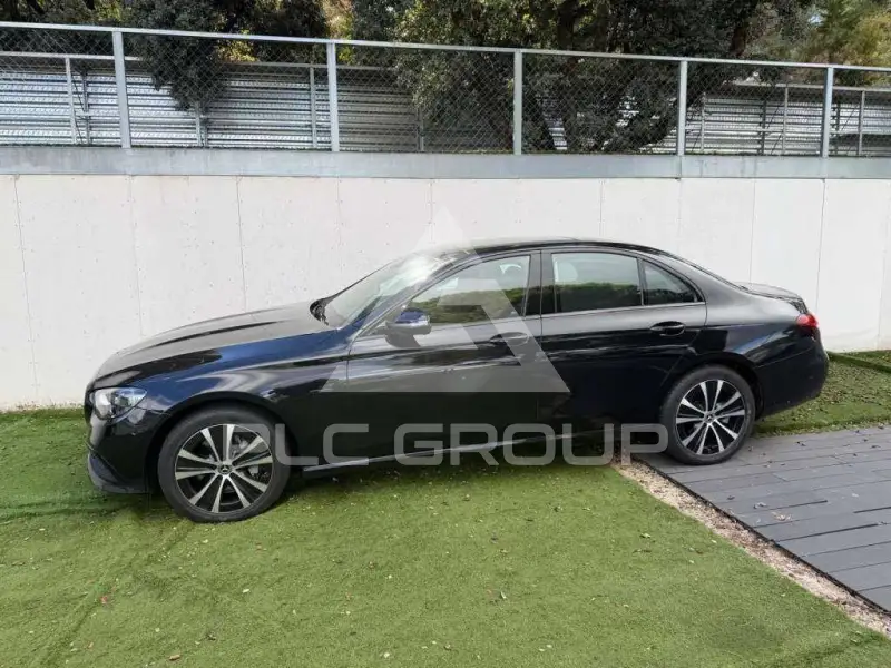 2021 Mercedes Benz E 300