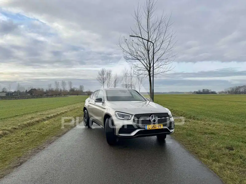 2021 Mercedes Benz GLC 300