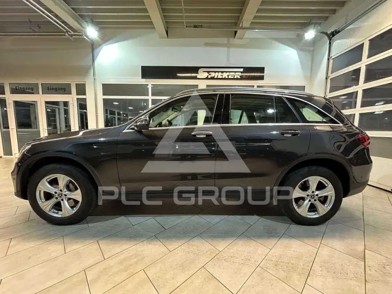2021 Mercedes Benz GLC 300