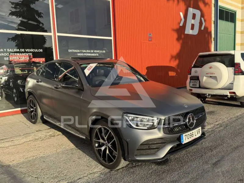 2021 Mercedes Benz GLC 300