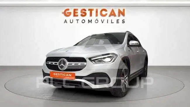 2021 Mercedes Benz GLA 250