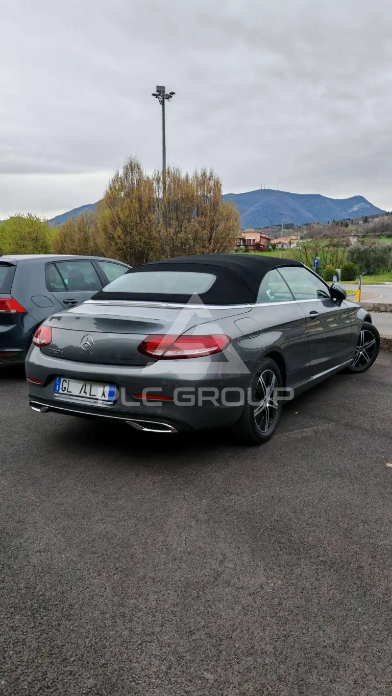 2021 Mercedes Benz C 220