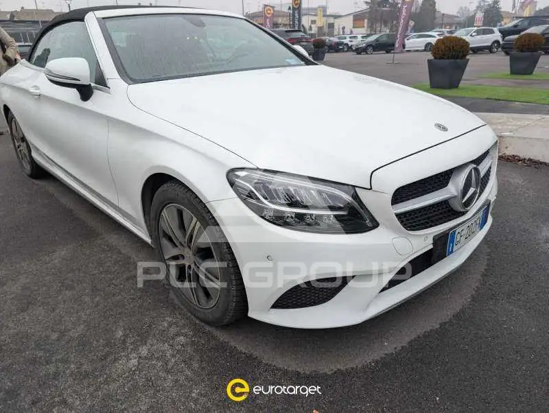 2021 Mercedes Benz C 220