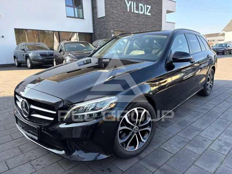 2021 Mercedes Benz C 220