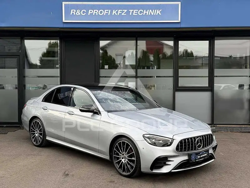 2021 Mercedes Benz E 200
