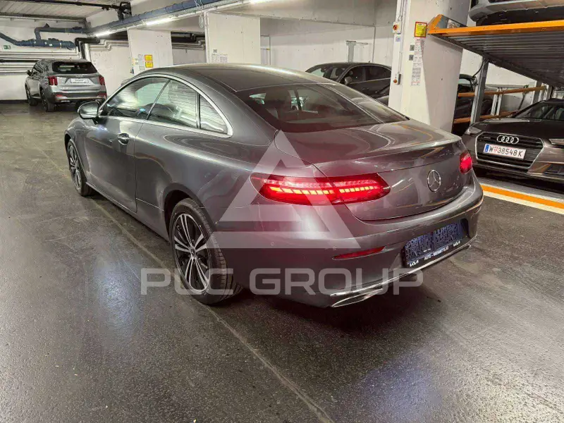 2021 Mercedes Benz E 200