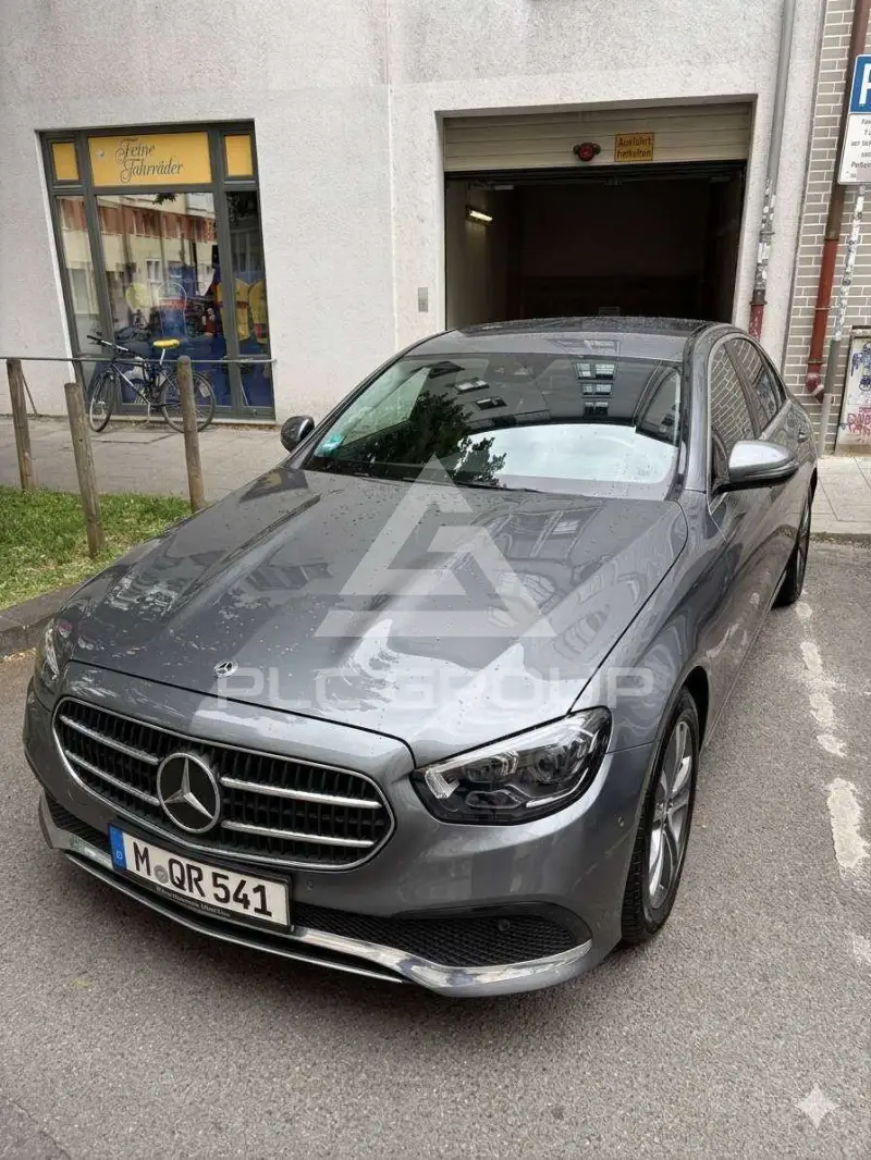 2021 Mercedes Benz E 200