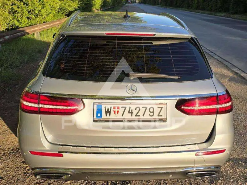 2021 Mercedes Benz E 220
