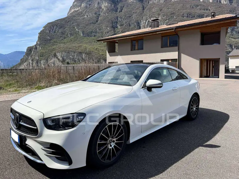 2021 Mercedes Benz E 220