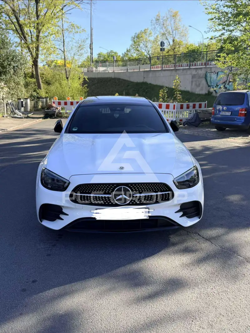 2021 Mercedes Benz E 220