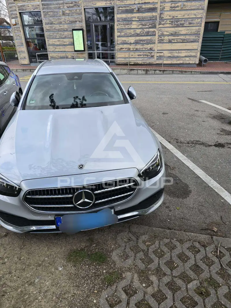 2021 Mercedes Benz E 220