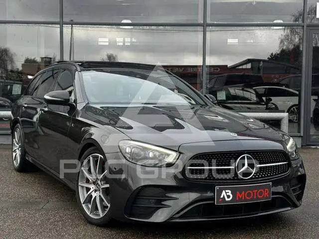 2021 Mercedes Benz E 220
