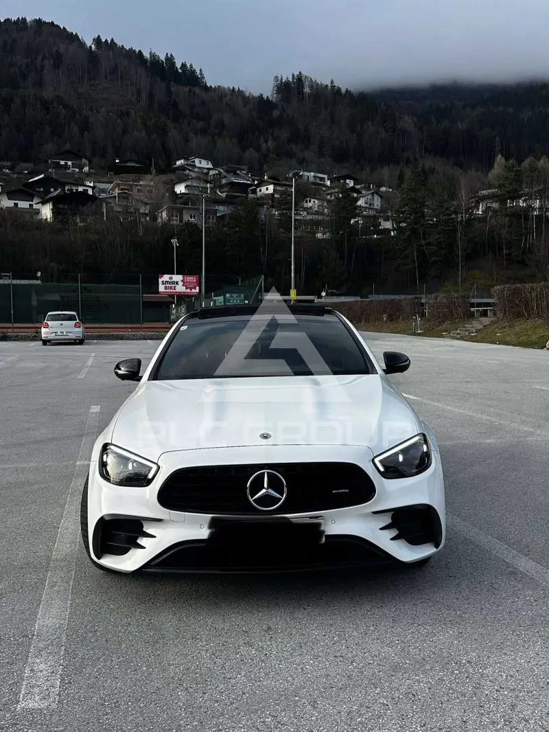 2021 Mercedes Benz E 220