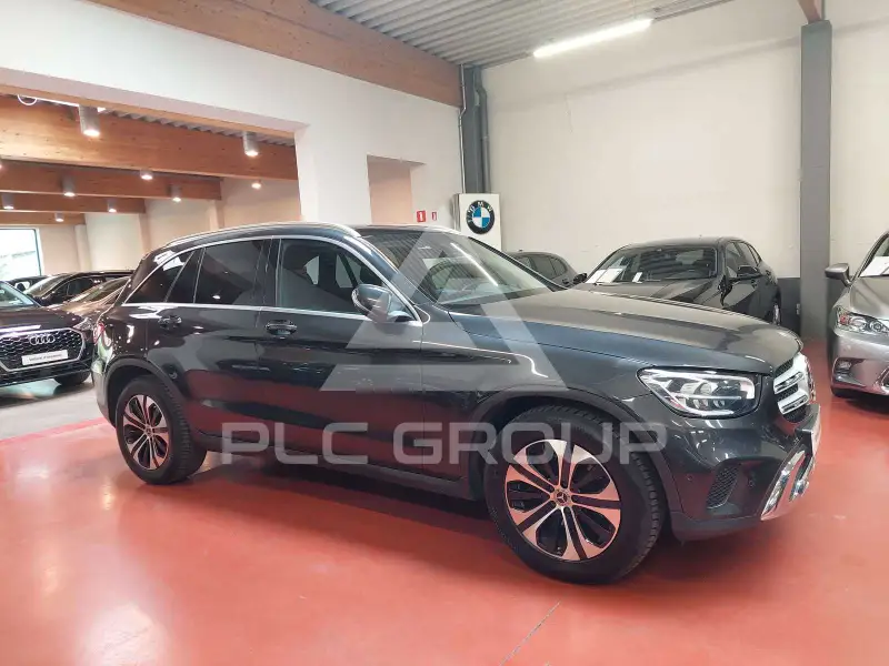 2021 Mercedes Benz GLC 200