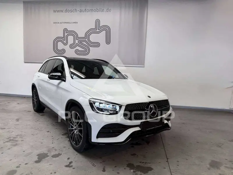 2021 Mercedes Benz GLC 200